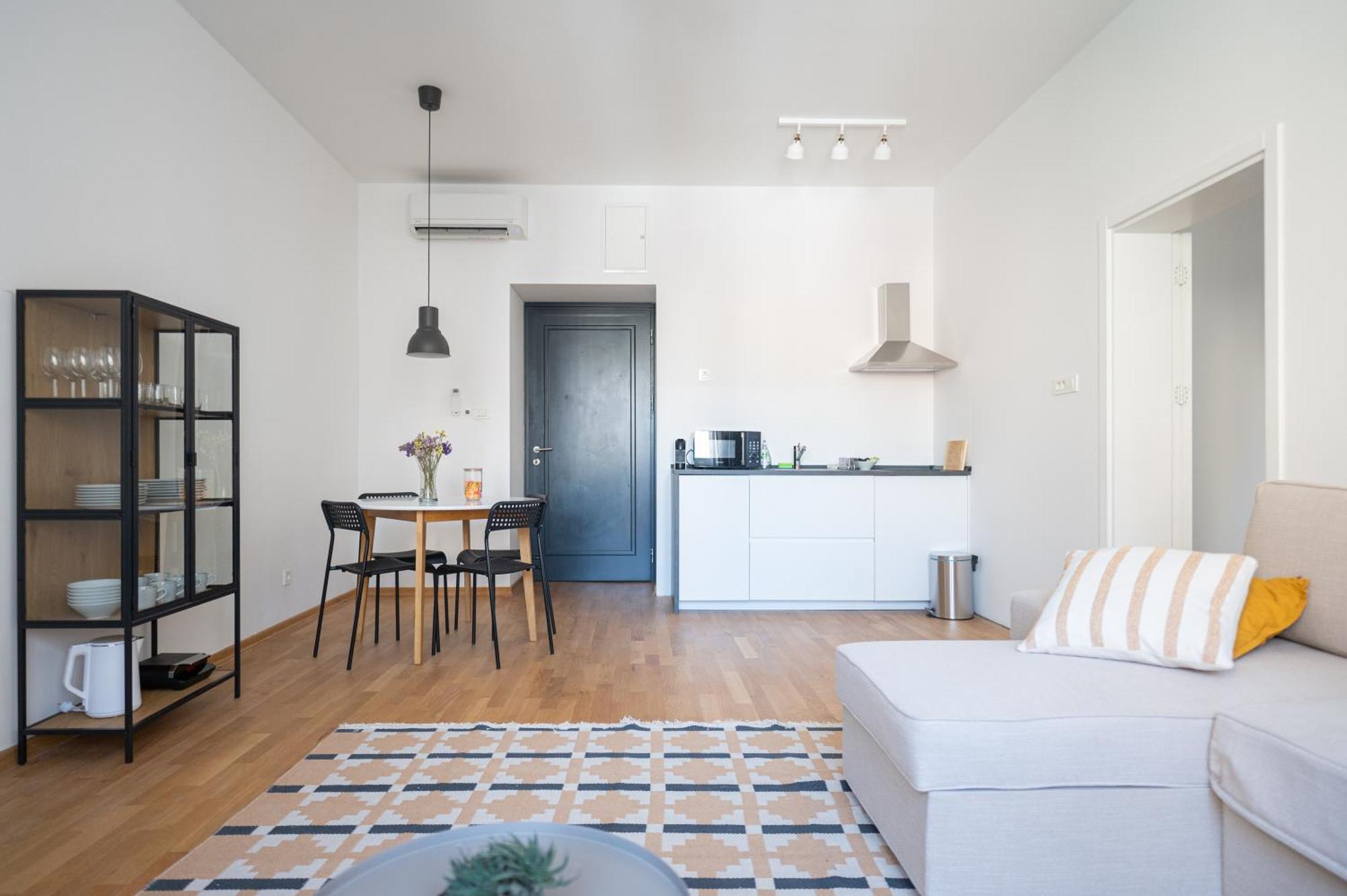 Wally Apartments By Flat White - With Elevator Zagreb Bagian luar foto