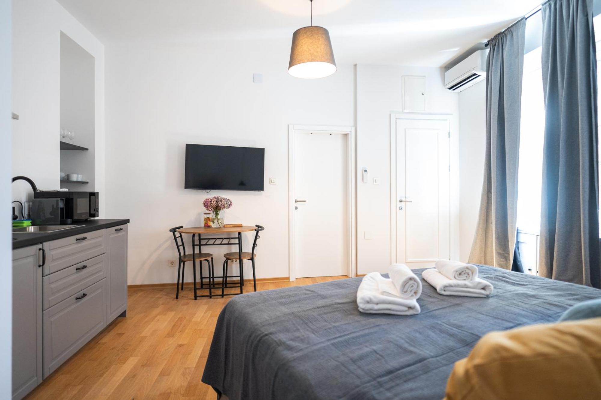 Wally Apartments By Flat White - With Elevator Zagreb Bagian luar foto