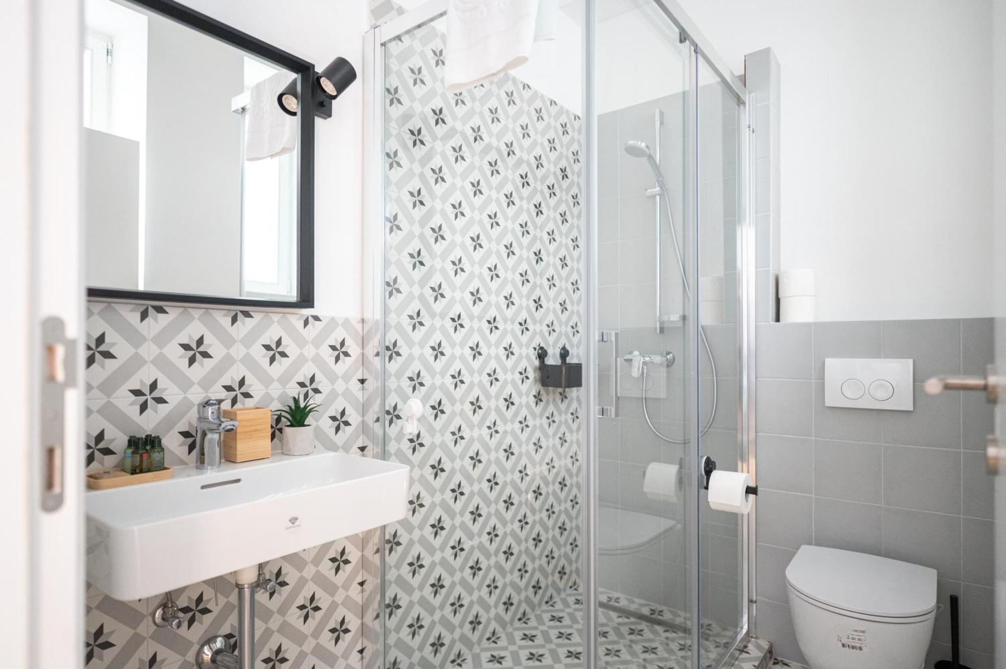 Wally Apartments By Flat White - With Elevator Zagreb Bagian luar foto